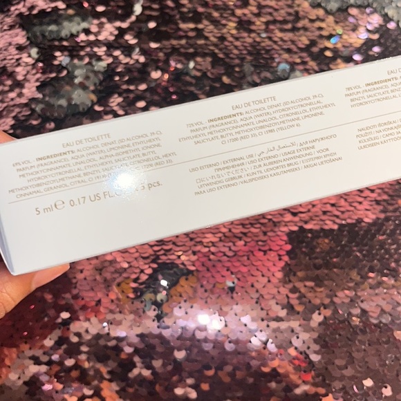 Versace Parfum Gift set - Picture 10 of 11